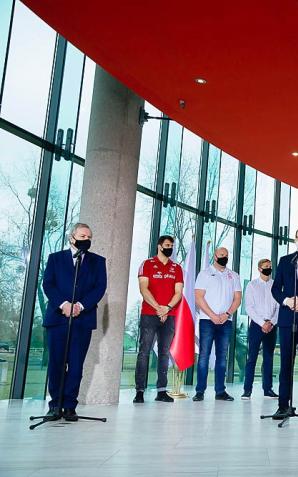 [VIDEO] 100 dni do Igrzysk XXXIII Olimpiady Tokio 2020 – reprezentanci Polski pojadą do Japonii zaszczepieni