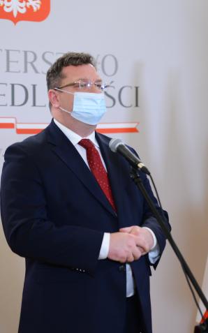 Minister Sprawiedliwości: W walce z pedofilią liczy się surowość kary