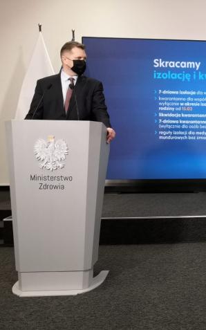 [VIDEO] Wracamy do nauki stacjonarnej – konferencja ministra Przemysława Czarnka i Ministra Zdrowia Adama Niedzielskiego