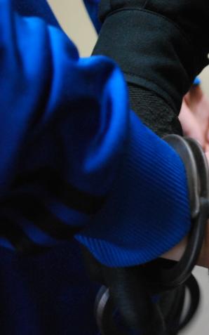 Szał 22-latka kosztował mieszkańców 8300 zł