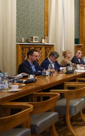 [VIDEO] Spotkanie kierownictwa MEiN ze związkami zawodowymi