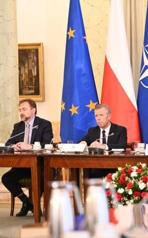 O bezpieczeństwie Polski i regionu w związku z inwazją Rosji na Ukrainę. Posiedzenie RBN z udziałem Marszałek Sejmu