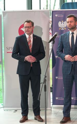 Ministerstwo Sportu i Turystyki aktywnie przeciwdziała przemocy w sporcie