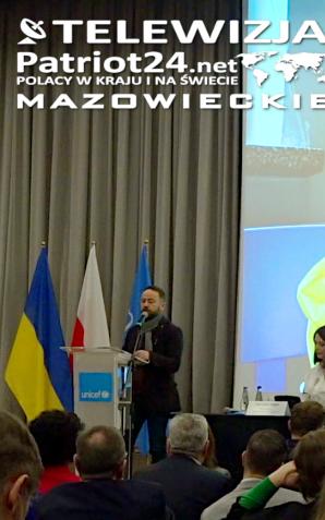 [VIDEO] Wiceprezydent Warszawy: Miasto skupia się na pomocy w usamodzielnianiu się uchodźców z Ukrainy. Jednym z priorytetów jest opieka nad dziećmi