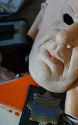 [VIDEO] Podawali się za policjantów, podczas napadów byli bardzo brutalni. Złodzieje aut i nie tylko zatrzymani przez stołeczną samochodówkę