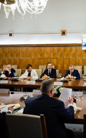 Polsko-rumuńskie konsultacje międzyrządowe z udziałem ministra A. Adamczyka