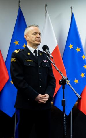 Inwentaryzacja schronów dla ludności, budynków ochronnych oraz wzmocnionych obiektów budowlanych – konferencja prasowa z udziałem wiceministra Macieja Wąsika