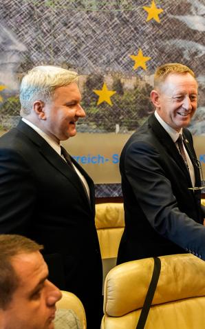 Minister rolnictwa i rozwoju wsi Robert Telus na posiedzeniu Rady AGRIFISH w Luksemburgu