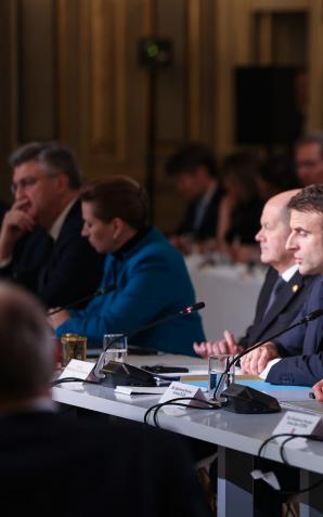 [VIDEO] W Paryżu Prezydent RP Andrzej Duda wziął udział w spotkaniu głów państw i szefów rządów, by omówić sytuację na Ukrainie oraz sprawy bezpieczeństwa w naszej części Europy