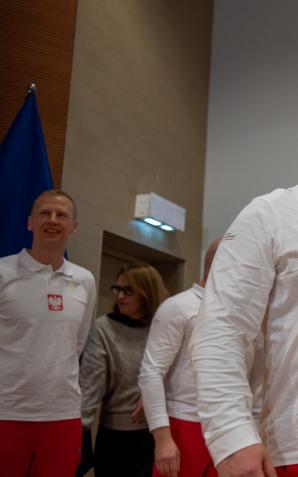 [VIDEO] Kierunek Vancouver - polscy weterani ruszają na igrzyska Invictus Games