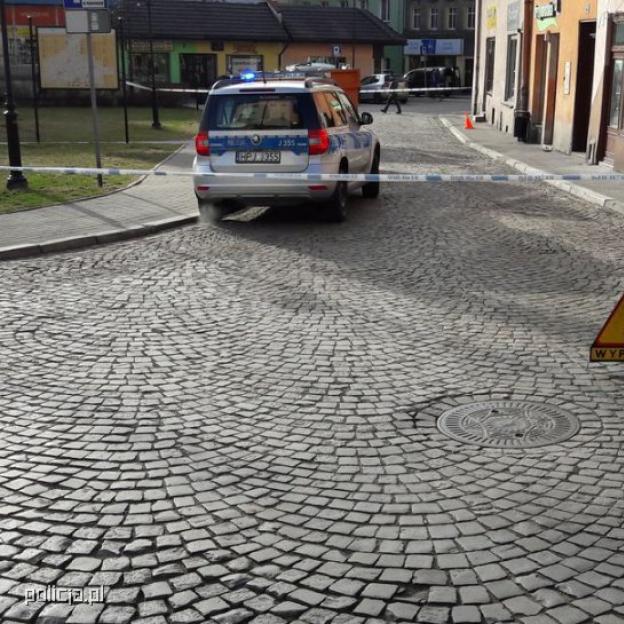 Potrącił starszą kobietę i uciekł. Był pijany!