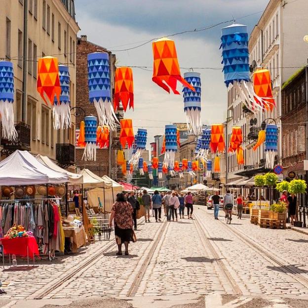 Warszawa: Muzycznie na Ząbkowskiej