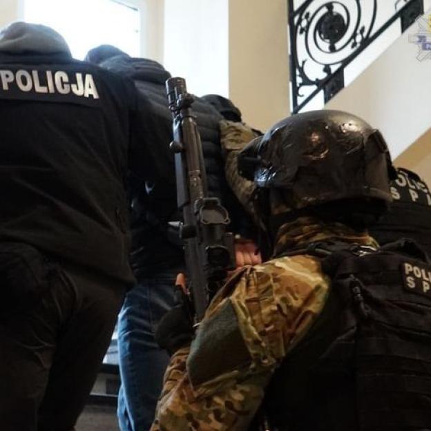 [VIDEO] Policjanci przejęli ponad ćwierć tony narkotyków wartych kilkanaście milionów złotych