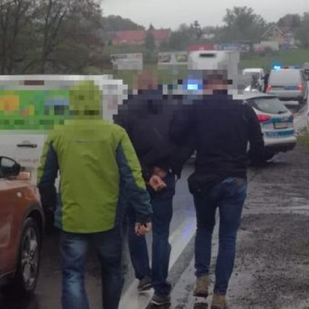 [VIDEO] Policyjni „łowcy głów” zatrzymali poszukiwanego listem gończym – ukrywał się od blisko 2 lat