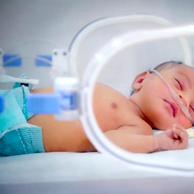 UNICEF: Każdego roku 4,2 mln dzieci z ciężkim zapaleniem płuc walczy o każdy oddech