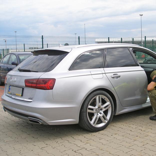 Odzyskano skradzione w Andorze Audi warte 100 tys. zł.