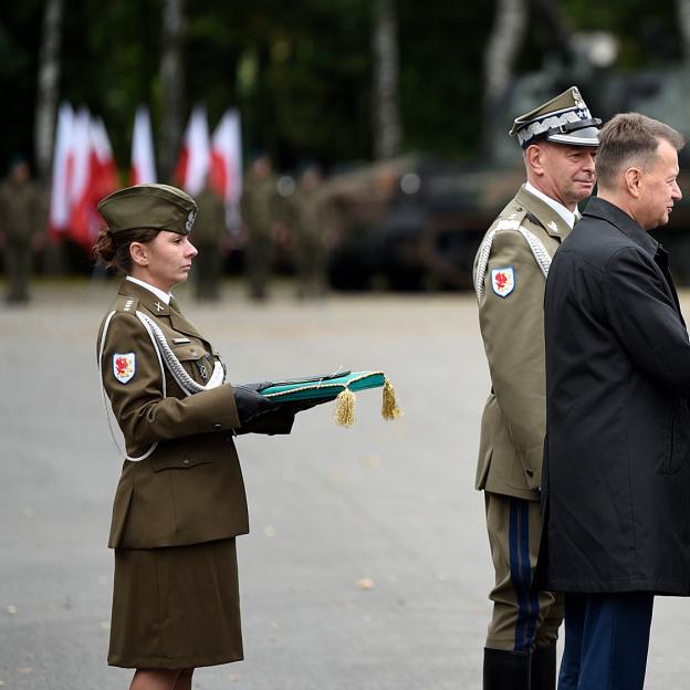 [VIDEO] Bezpieczeństwo naszej ojczyzny jest bezcenne. Wojsko współpracuje ze Strażą Graniczną w zabezpieczaniu granicy polsko-białoruskiej w związku z trwającym kryzysem migracyjnym 