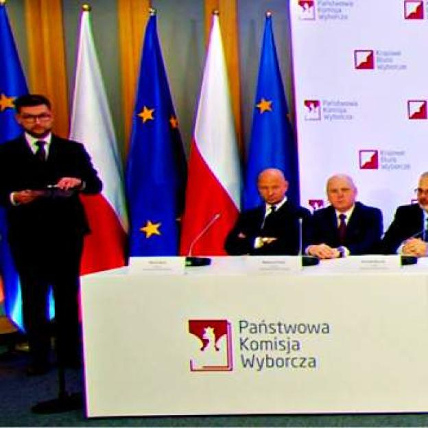 [VIDEO] Konferencja prasowa Państwowej Komisji Wyborczej - II tura, 22.04.2024 r. godz.6.00 PJM