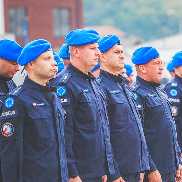Uroczysty apel w JSPP w Kosowie z okazji 105. rocznicy powołania w Polsce Policji Państwowej