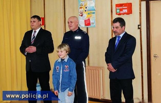 Uroczyste podziękowania dla Adama - 9-letniego bohatera