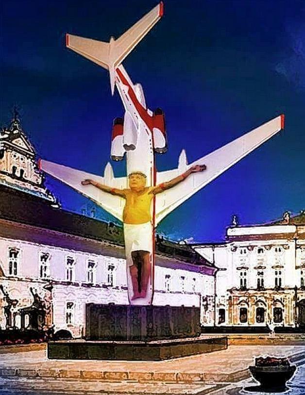 Internet przerażony pomysłami Andrzeja Dudy na pomnik smoleński. Szydzi, a internauci komentują