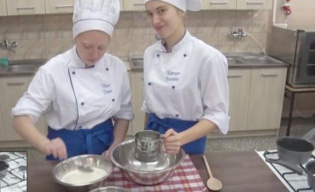 [VIDEO] Poradnik internetowy Technikum w Trzciance – dziś Rogale Świętomarcińskie