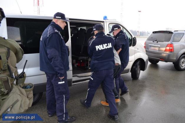 Kraków: Sprawca napadu na bank zatrzymany