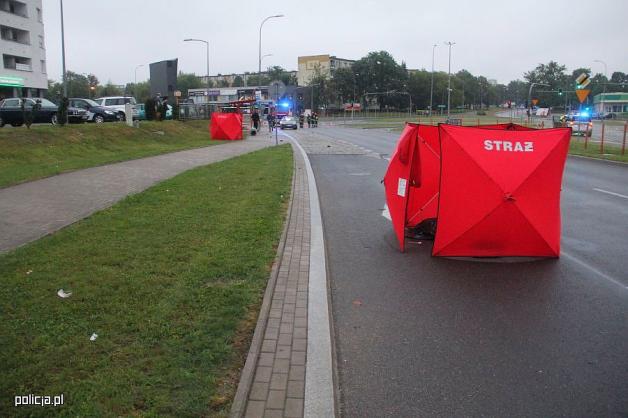 Policjanci zatrzymali 28-latka podejrzewanego o spowodowanie wypadku, w którym zginęły dwie osoby