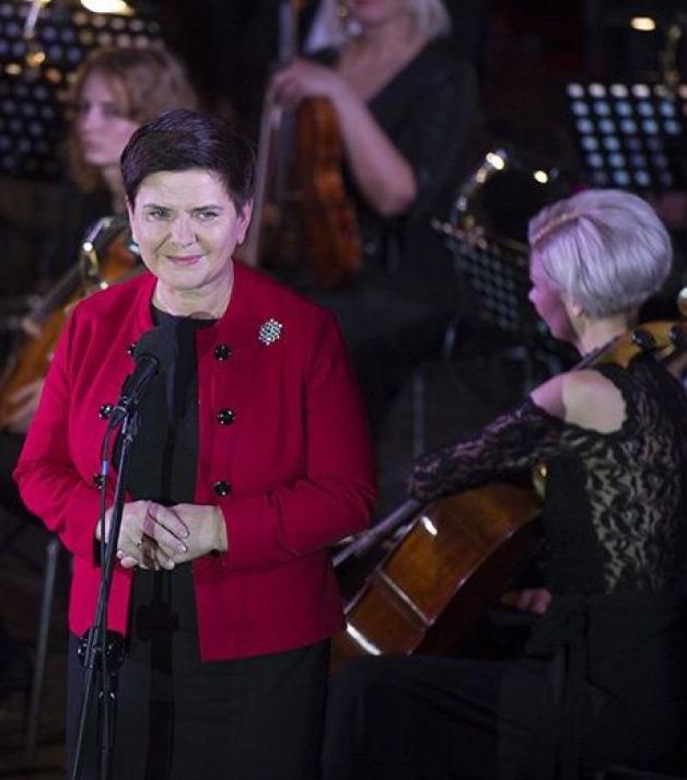 Premier Beata Szydło: naszym obowiązkiem jest pomoc ofiarom wojen i prześladowań