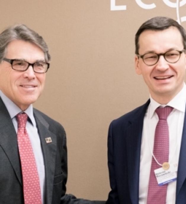 [VIDEO]: Szwajcaria: Davos: Premier Mateusz Morawiecki spotkał się z sekretarzem USA ds. energii