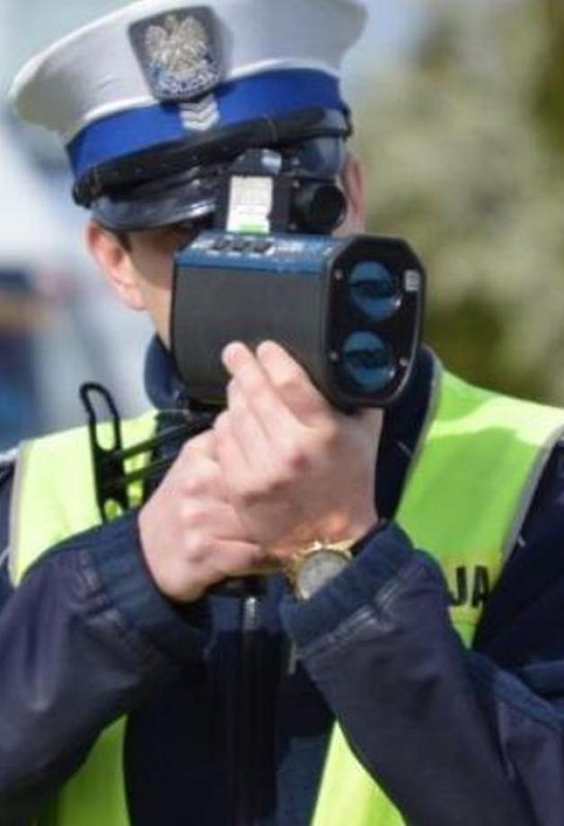 [VIDEO] Motocykliści, którzy przekraczali dopuszczaną prędkość stracili prawo jazdy. Rekordzista jechał z prędkością 172 km/h w terenie zabudowanym