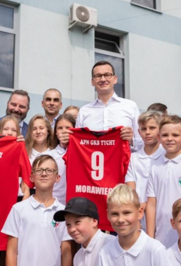 [VIDEO] Premier w województwie śląskim: Tworzymy warunki do rozwoju dla młodych ludzi