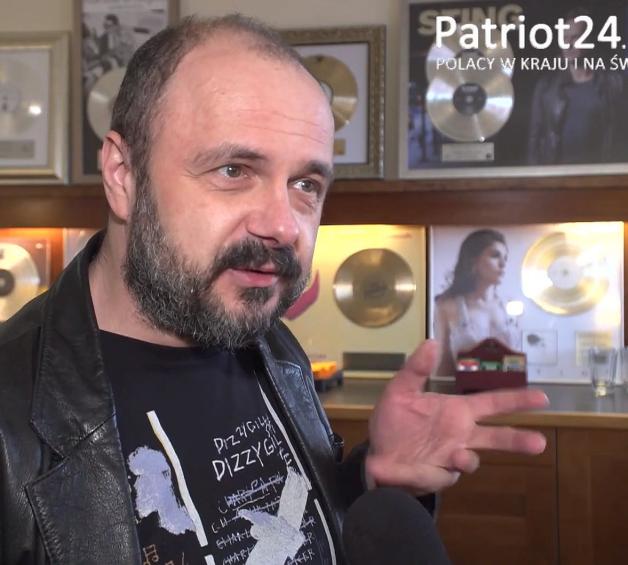 [VIDEO] Arkadiusz Jakubik: Do założenia zespołu muzycznego przyczynił się mój kryzys wieku średniego. Nasze próby to był rodzaj kanapy psychoterapeutycznej