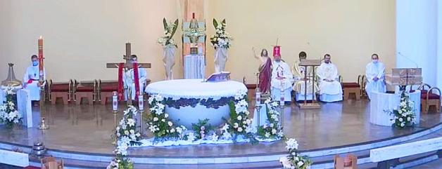[VIDEO] Słowo na niedzielę 17 maja i Msza Święta o godz. 12:00 z Katowic
