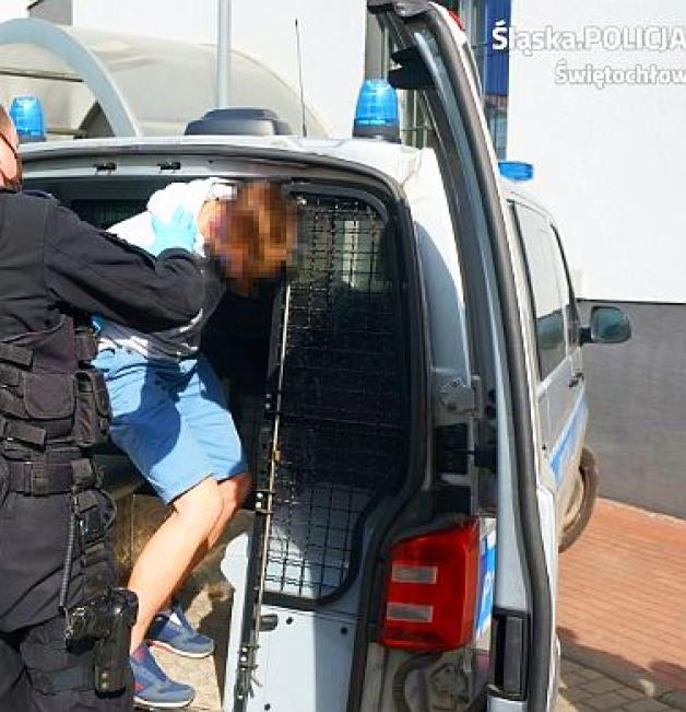 [VIDEO] Pobili dotkliwie 42-latka. Dorwała ich śląska Policja