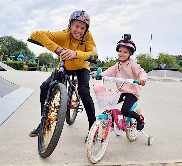 [VIDEO] Bezpieczny Sk8park & Pumptrack - Śląsk wspólnie dla bezpieczeństwa