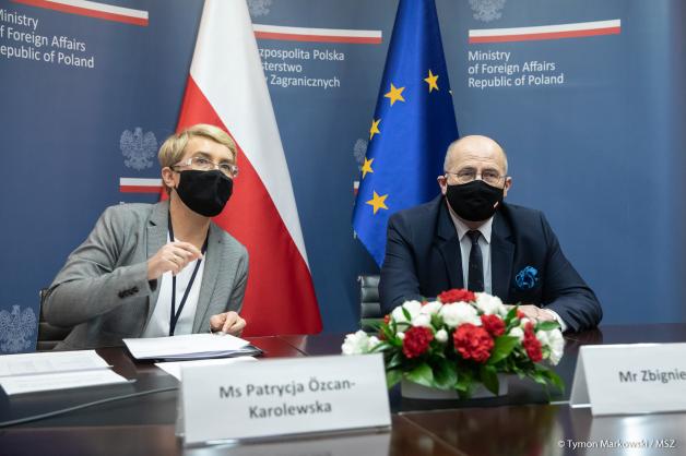 Spotkanie ministra Zbigniewa Raua z kierownikami placówek państw arabskich akredytowanymi w Polsce