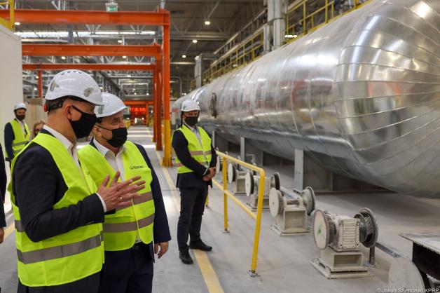 [VIDEO] Światowy poziom, firma rodzinna. Prezydent w zakładach produkcyjnych Bruk-Bet