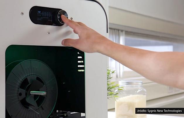 [VIDEO] Biodruk 3D może zrewolucjonizować badania kliniczne i transplantologię. Zespół nanoinżynierów z Uniwersytetu Kalifornijskiego w San Diego zaprojektował niedawno biodrukarkę 3D, która w ciągu 30 minut może wypełnić 96-dołkową płytkę wysoce powtarzal
