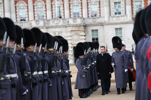 [VIDEO] Wielka Brytania zwiększa liczbę żołnierzy w Polsce ze względu zagrożeń ze strony Rosji dla Ukrainy i państw Europy Środkowej oraz sytuacji na Białorusi