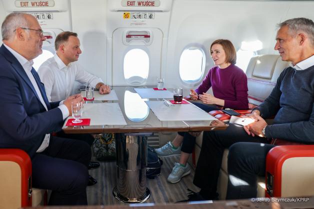 Prezydent RP z wizytą w Stanach Zjednoczonych. Prezydentowi towarzyszyli Prezydent Republiki Mołdawii Maia Sandu, Prezydent Republiki Estońskiej Alar Karis z Małżonką oraz Sekretarz Generalny NATO Jens Stoltenberg