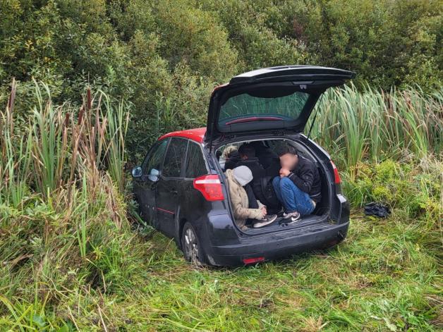 Niesprytni Gruzini z pechowymi Irańczykami w rękach straży granicznej