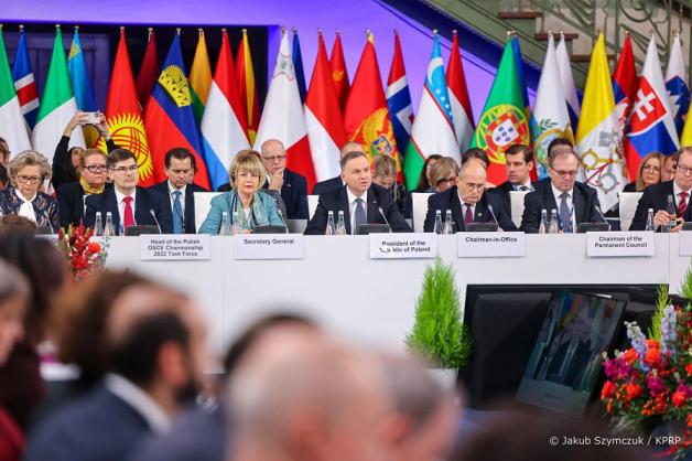 [VIDEO]  Wystąpienie Prezydenta Andrzeja Dudy na Radzie Ministerialnej Organizacji Bezpieczeństwa i Współpracy w Europie 