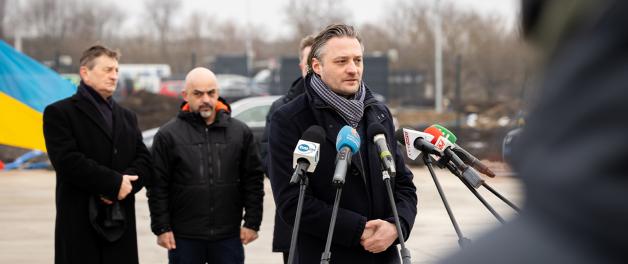 Uruchomienie odprawy pojazdów ciężarowych w Malhowicach - konferencja z udziałem wiceministra Bartosza Grodeckiego