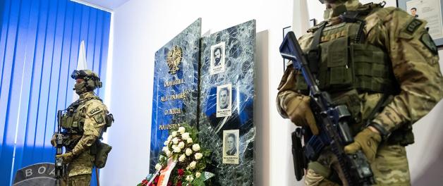 20. rocznica akcji w Magdalence – uroczystości z udziałem ministrów Mariusza Kamińskiego oraz Macieja Wąsika