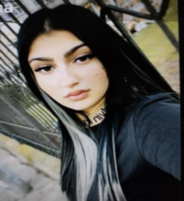 Policjanci prowadzą poszukiwania opiekuńcze 16-letniej Iuliana Preda