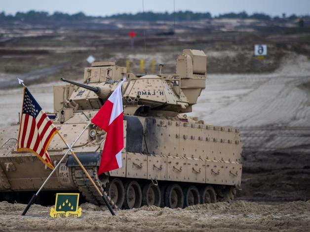 [VIDEO] Polsko-amerykańskie szkolenie na poligonie w Nowej Dębie wzmacnia bezpieczeństwo na wschodniej flance NATO