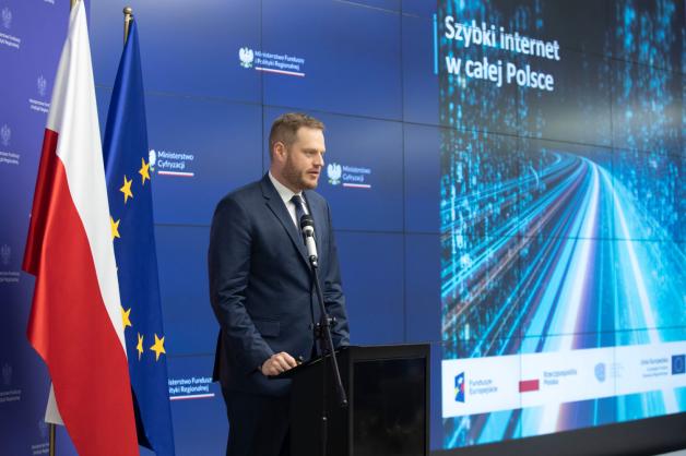 Ponad 10 mld zł na inwestycje w sieci szerokopasmowe