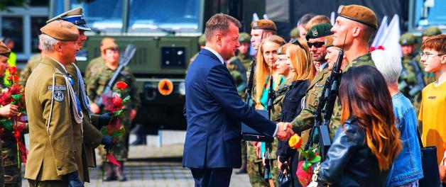 Odpowiedzią na zagrożenia bezpieczeństwa jest rozbudowa i wzmacnianie Wojska Polskiego