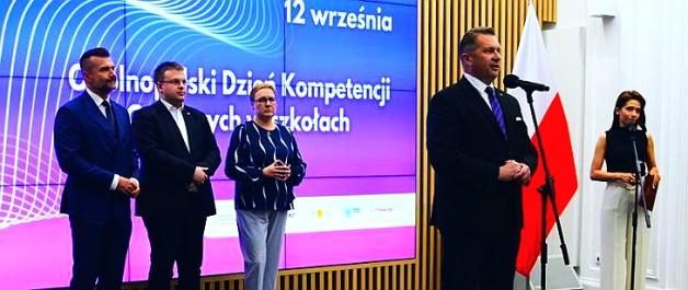 [VIDEO] Nowe projekty w zakresie edukacji cyfrowej przedstawili na wspólnej konferencji prasowej: Minister Edukacji i Nauki Przemysław Czarnek
